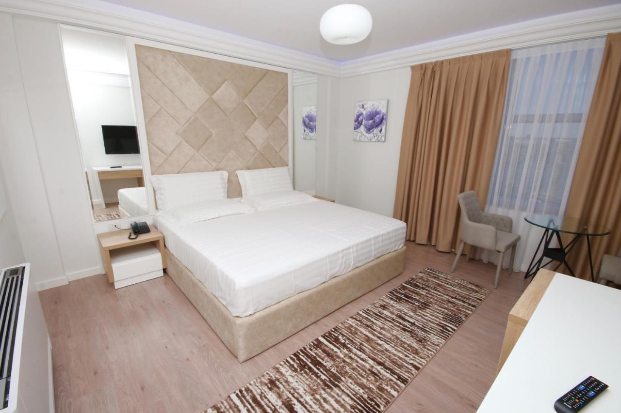 Eljos Hotel Fushe-Kruje Ngoại thất bức ảnh