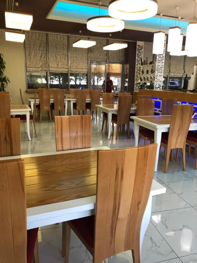 Eljos Hotel Fushe-Kruje Ngoại thất bức ảnh