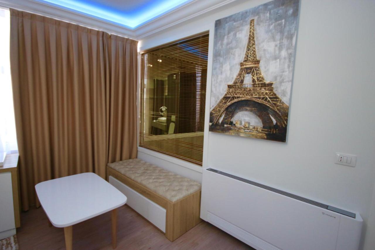Eljos Hotel Fushe-Kruje Ngoại thất bức ảnh