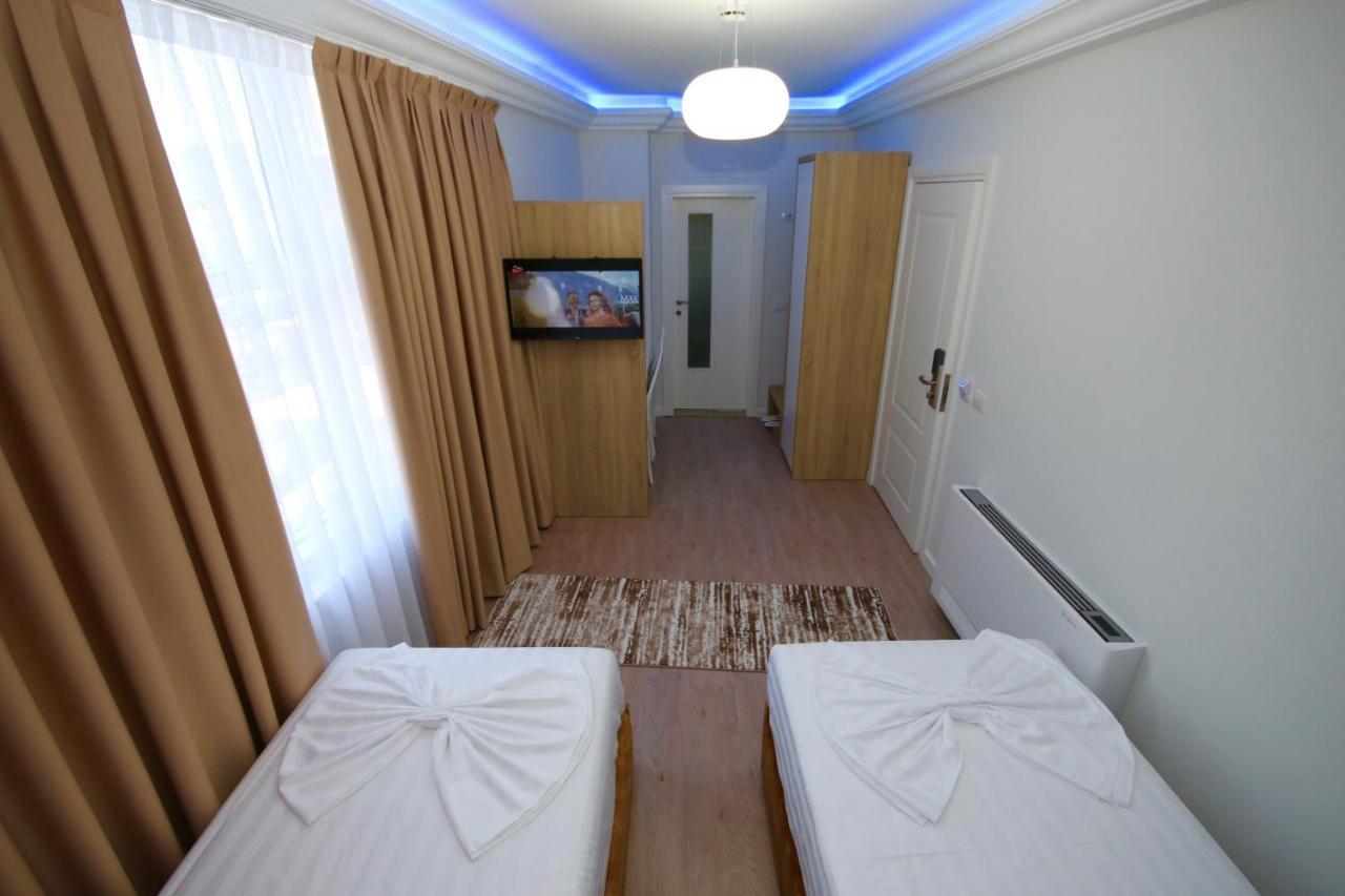 Eljos Hotel Fushe-Kruje Ngoại thất bức ảnh