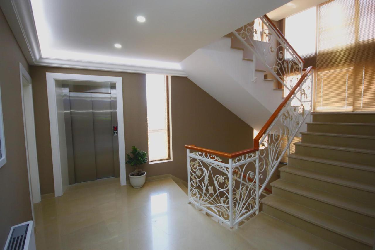 Eljos Hotel Fushe-Kruje Ngoại thất bức ảnh